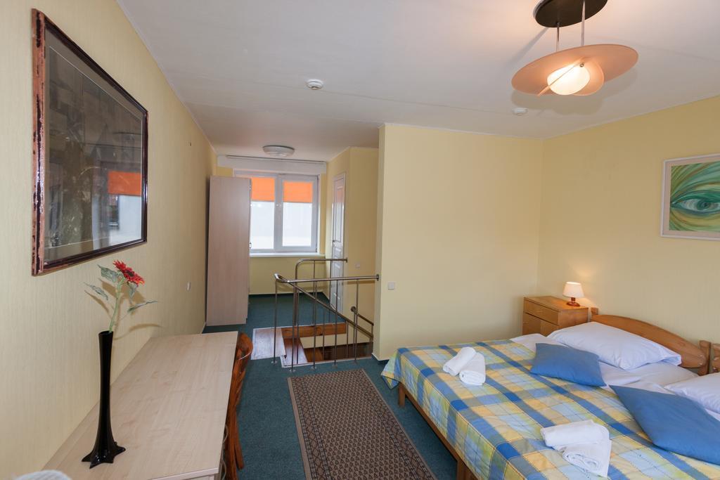 Info Hotel Apartments Palanga Zimmer foto